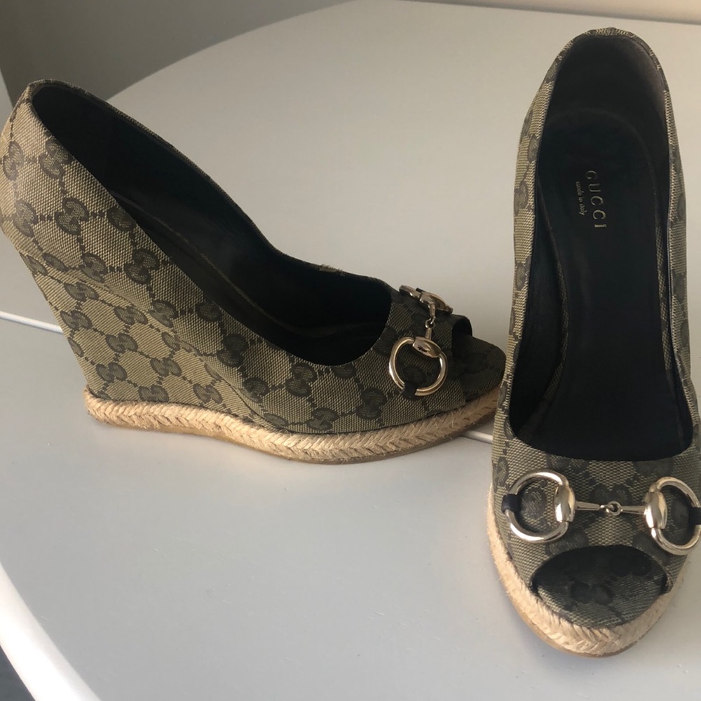 Authentic Peep Toe Gucci Wedges